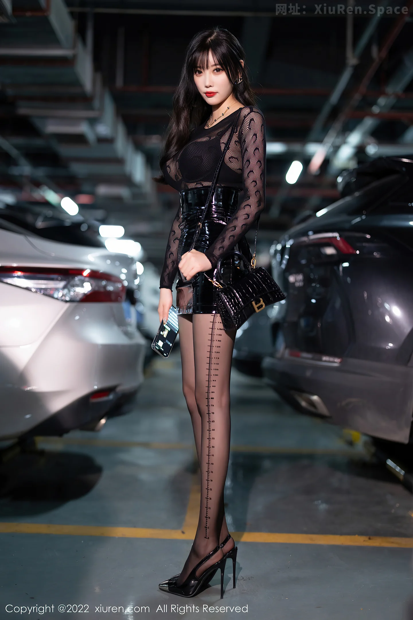 图片[5]-[XiuRen秀人网] VOL.5445 女神杨晨晨Yome黑色网纱连衣裙露性感黑色内衣迷人诱惑写真81P-秀人网官方网站